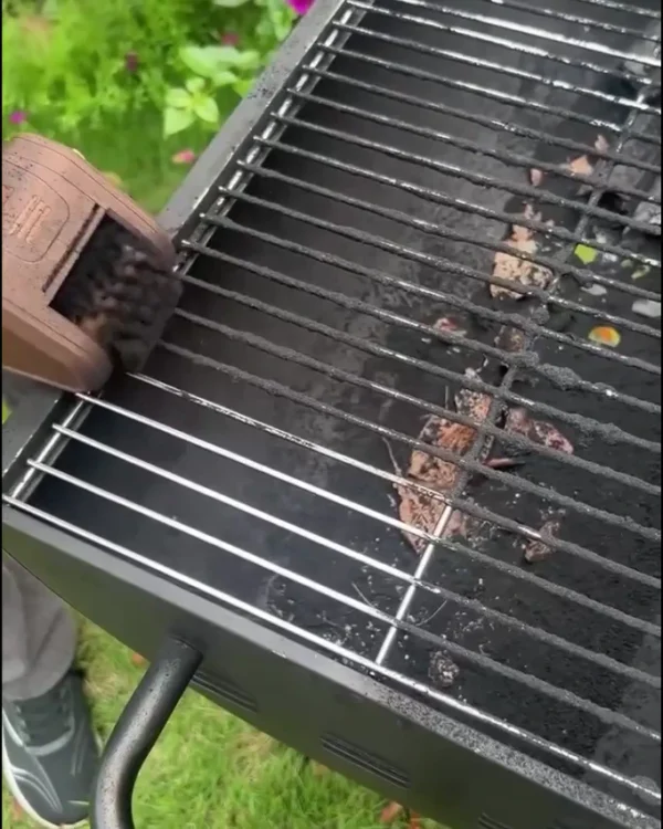 CzystyRuszcik - Elektryczny skrobak do grilla (szary)